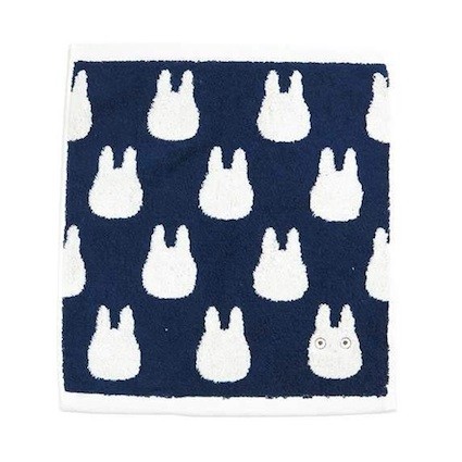 Figur Benelic - Studio Ghibli My Neighbor Totoro Mini Towel White Totoros 25 x 25 cm Geneva Store Switzerland